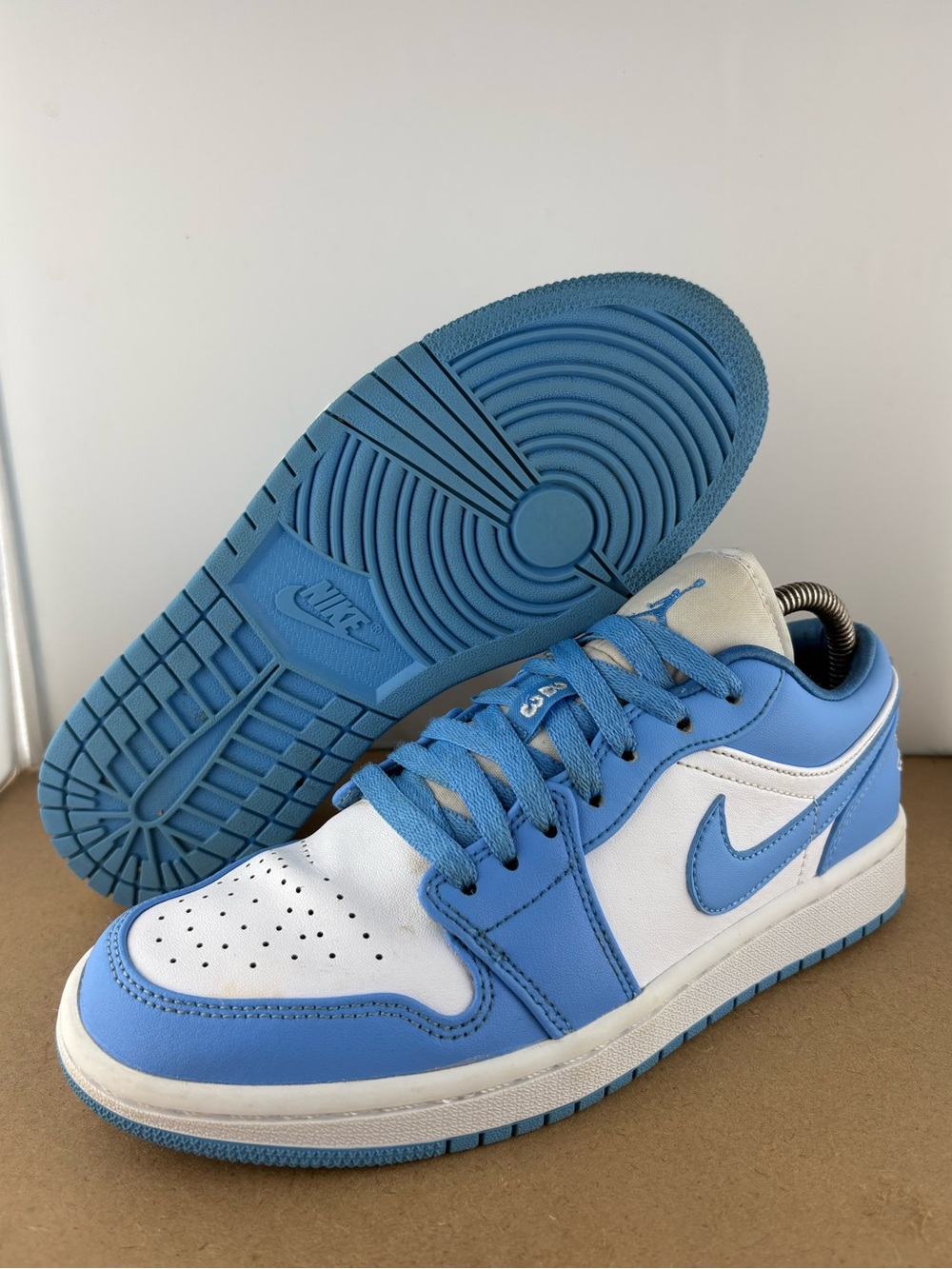 Nike Air Jordan 1 Low UNC AO9944-441 Women's Size 8